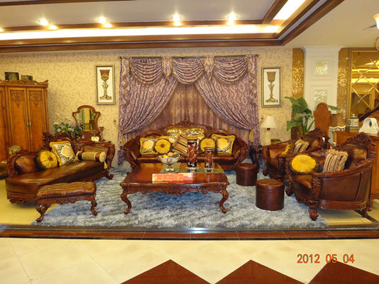 Antique Frame Chesterfield Carved Wood And Leather Sofa Set